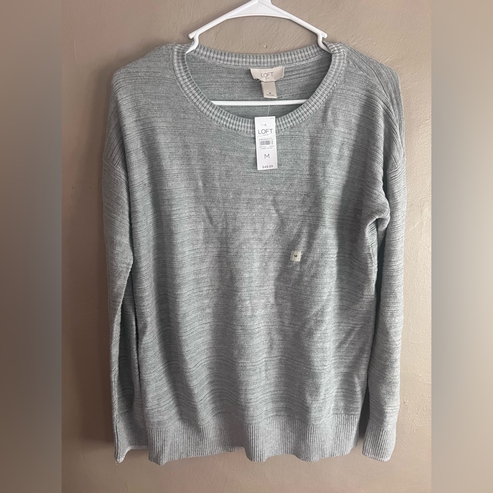LOFT Women's Light Gray Crew Neck Sweater